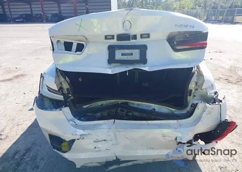 2021 BMW 330I z USA, uszkodzony, nr VIN 3MW5R1J0XM8B53302